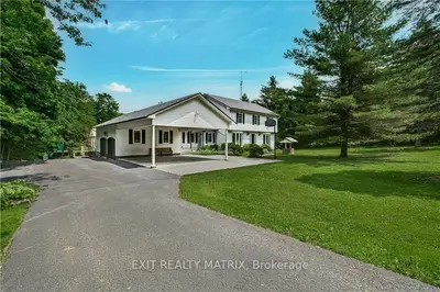 Detached in Hawkesbury