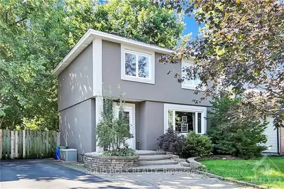 Detached in Elmvale Acres and Area