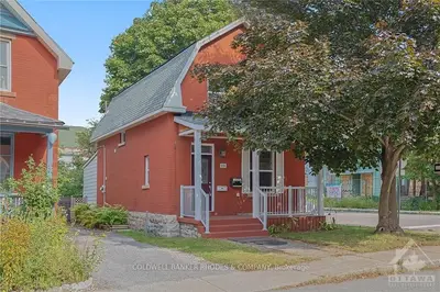 Detached in Dows Lake - Civic Hospital and Area