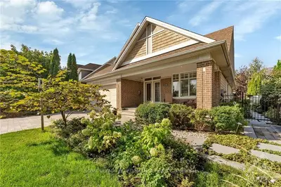 Detached in Barrhaven