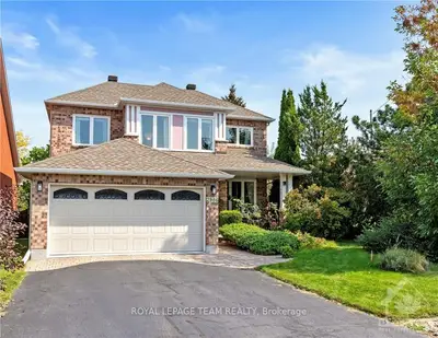 Detached in Blossom Park - Airport and Area
