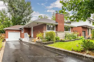 Detached in Carlingwood - Westboro and Area