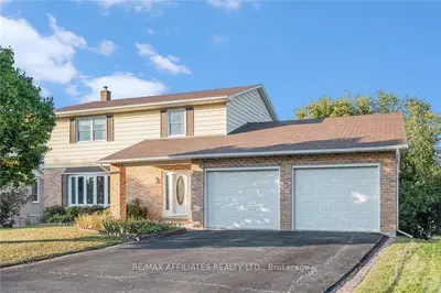 Detached in Smiths Falls