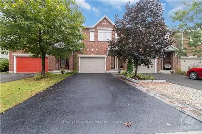 999 Markwick Crescent, Orleans - Cumberland And Area, On K4a 4x5