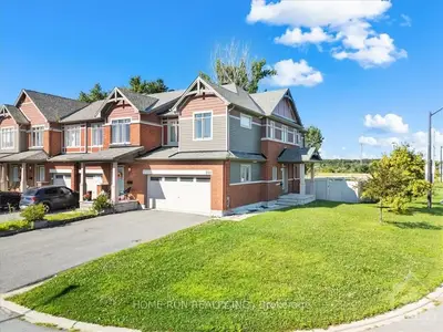 Att/Row/Townhouse in Blossom Park - Airport and Area