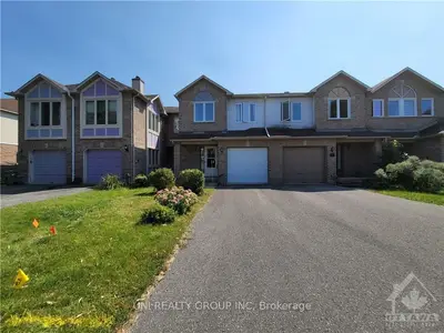 96 Westpointe Crescent, South Of Baseline To Knoxdale, On K2g 5y8