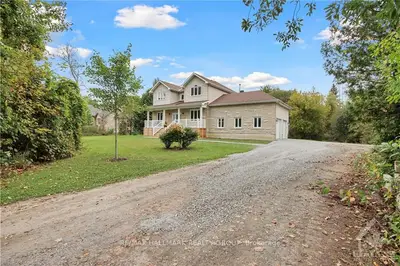 Detached in Stittsville - Munster - Richmond