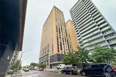 105 Champagne Avenue S 1518, Dows Lake - Civic Hospital And Area, On K1s 5e5