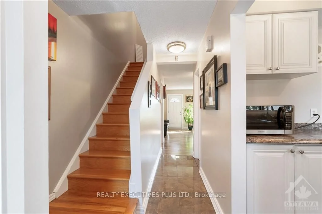 1464 MURDOCK Gate, Cyrville - Carson Grove - Pineview, ON K1J 8R4