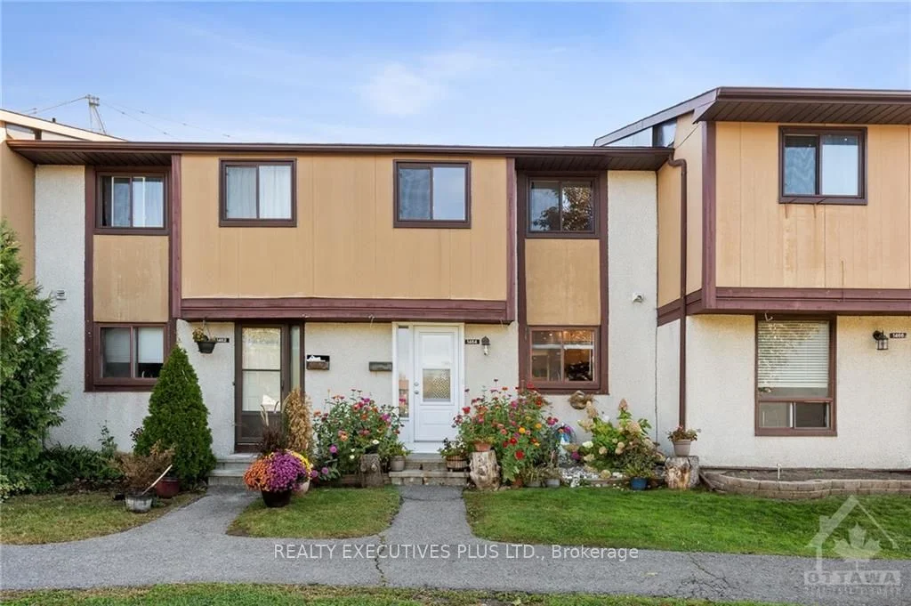 Condo Townhouse in Cyrville - Carson Grove - Pineview