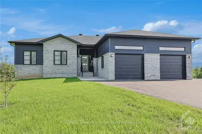 318 Moore Crescent, North Grenville, On K0g 1j0