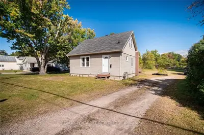 Detached in Petawawa