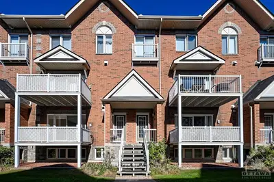 Condo Apartment in Orleans - Cumberland and Area