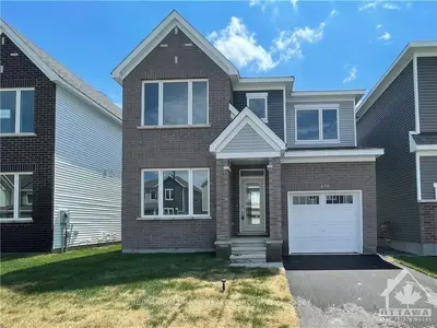 Detached in Barrhaven
