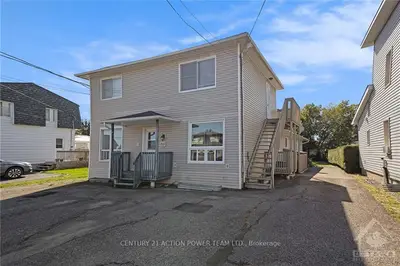 Fourplex in Casselman