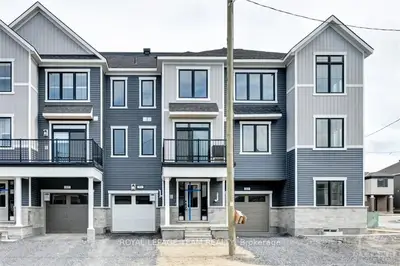 Att/Row/Townhouse in Barrhaven