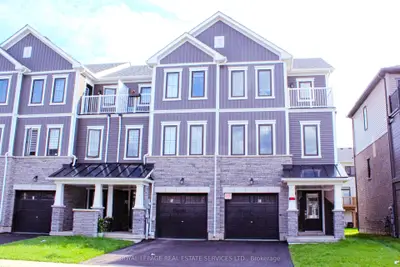 Att/Row/Townhouse in Brantford