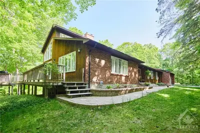 1580 CUMBERLAND RIDGE Drive, Orleans - Cumberland and Area, ON K4C 1E1