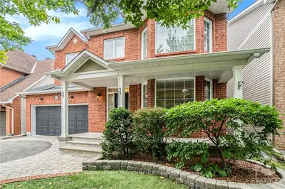 2111 Sandy Oaks Drive, Orleans - Convent Glen And Area, On K1w 1h5