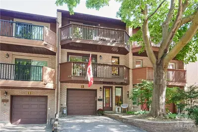 13 Maplehurst Avenue, Crystal Bay - Rocky Point - Bayshore, On K2h 5a3