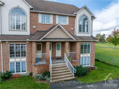 48 Briston, Hunt Club - South Keys And Area, On K1g 5p5