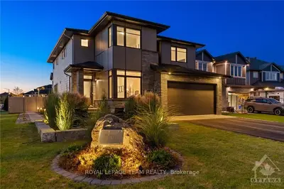 2 Runnel Court, Stittsville - Munster - Richmond, On K0a 2z0