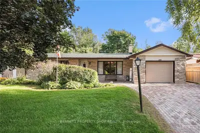 68 Cleadon Drive, Crystal Bay - Rocky Point - Bayshore, On K2h 5p3