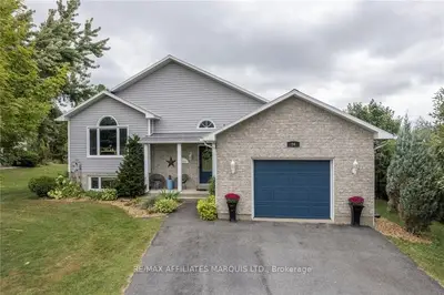 24 Moss Drive, South Stormont, On K0c 1p0