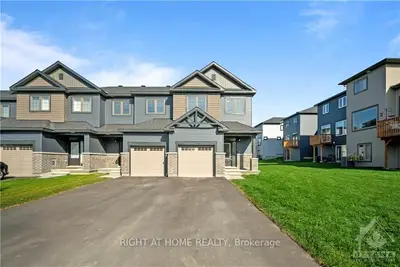 1010 Kijik Crescent, Blossom Park - Airport And Area, On K1x 0g9