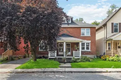 148-150 HINTON Avenue N, Tunneys Pasture and Ottawa West, ON K1Y 1A1