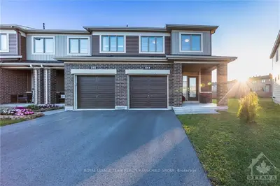 217 Bandelier Way, Stittsville - Munster - Richmond, On K2s 2j4