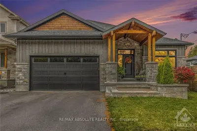 19 Brae Crescent, Stittsville - Munster - Richmond, On K2s 1p6