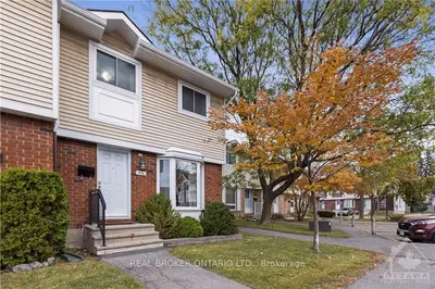 1956 Greenvale Lane, Orleans - Convent Glen And Area, On K1c 6e3