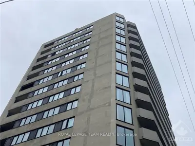 200 Bay Street 1703, Ottawa Centre, On K1r 7w8