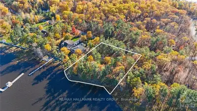 4076 Armitage Avenue, Constance Bay - Dunrobin - Kilmaurs - Woodlawn, On K0a 1t0