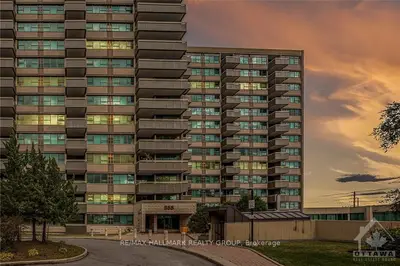 555 BRITTANY Drive 506, Manor Park - Cardinal Glen and Area, ON K1K 4C5
