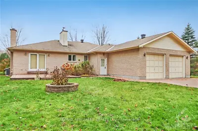 4196 Piperville Road, Carlsbad Springs, On K1g 3n4