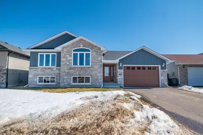 1047 Butler Boulevard, Petawawa, On K8h 0c2