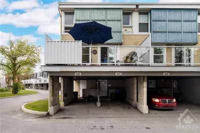 825 Cahill Drive 217, Hunt Club - South Keys And Area, On K1v 9n8