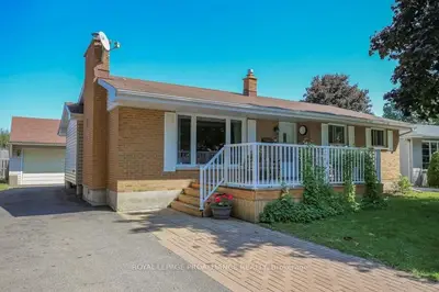 9 Vanier Drive, Brockville, On K6v 3j6
