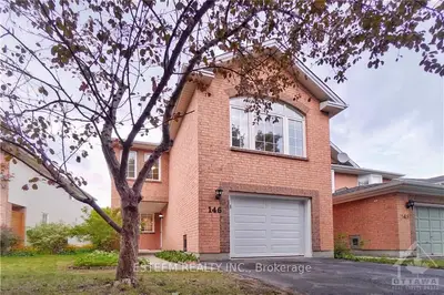 146 WHITESTONE Drive, Carlington - Central Park, ON K2C 4C7