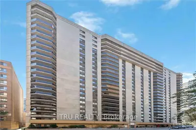 470 Laurier Avenue 805, Ottawa Centre, On K1r 7w9