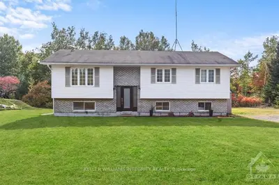 31 Spruce Ridge Road, Stittsville - Munster - Richmond, On K0a 1l0