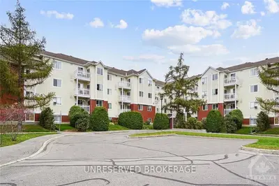 270 LORRY GREENBERG Drive 207, Hunt Club - South Keys and Area, ON K1T 3K2