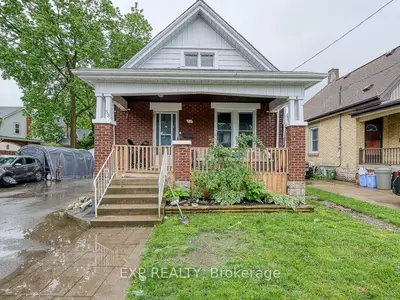 Detached in London East