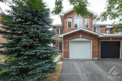 34 Palton Avenue, Kanata, On K2w 1g4