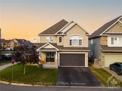 820 Azure Street, Orleans - Cumberland And Area, On K4a 0t7