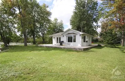1572 OLD WELLINGTON Street, Manotick - Kars - Rideau Twp and Area, ON K0A 2E0