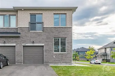 1017 CEDAR CREEK Drive, Blossom Park - Airport and Area, ON K1X 0G4