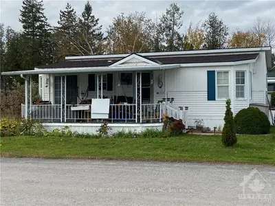22 Yvette, Stittsville - Munster - Richmond, On K0a 1b0